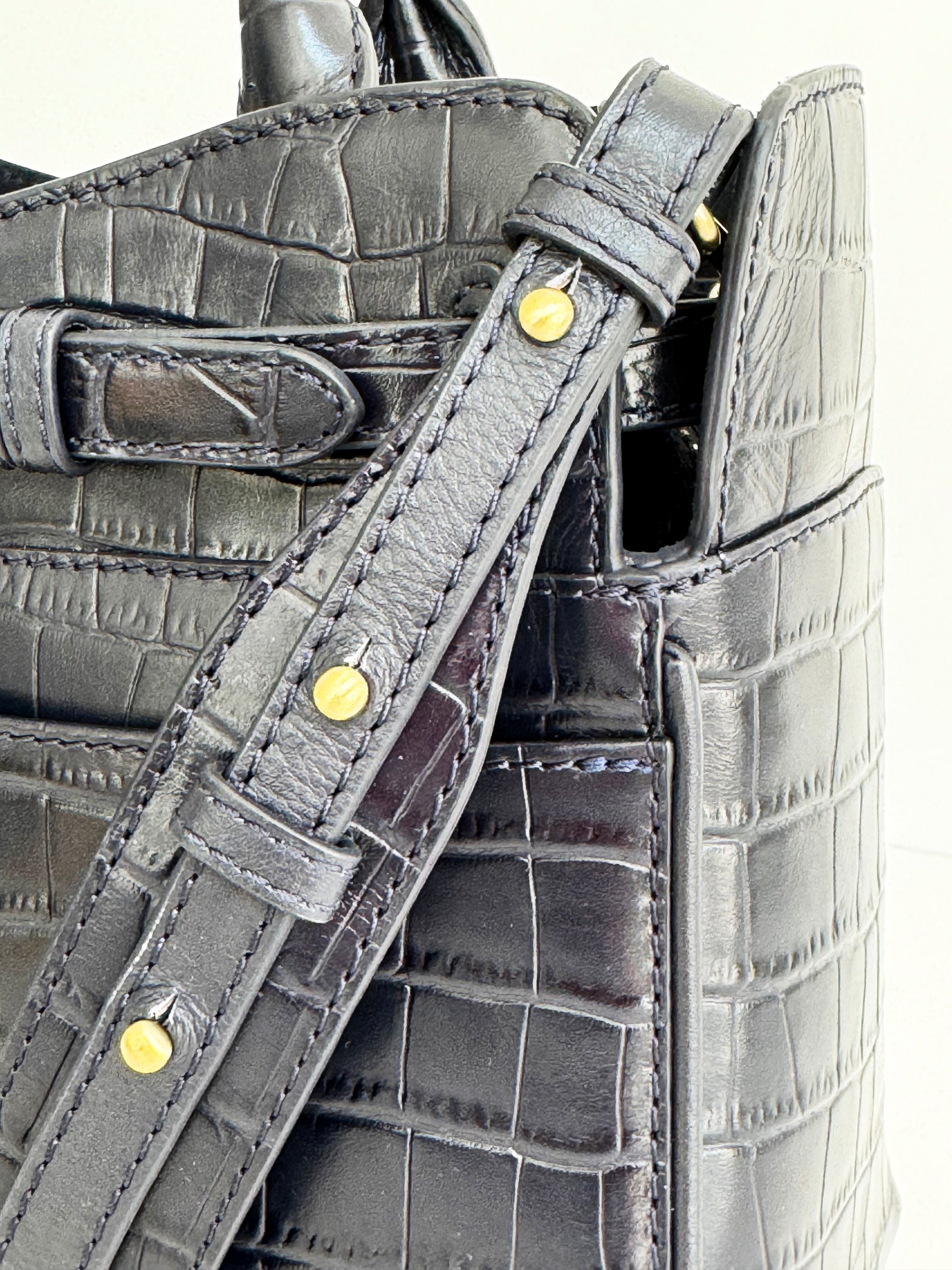 Barkworth Reeve Ambridge Leather Navy Handheld Bag