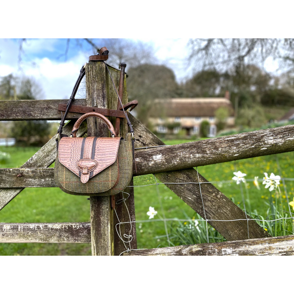 Barkworth Reeve Belton Tweed Saddle Bag