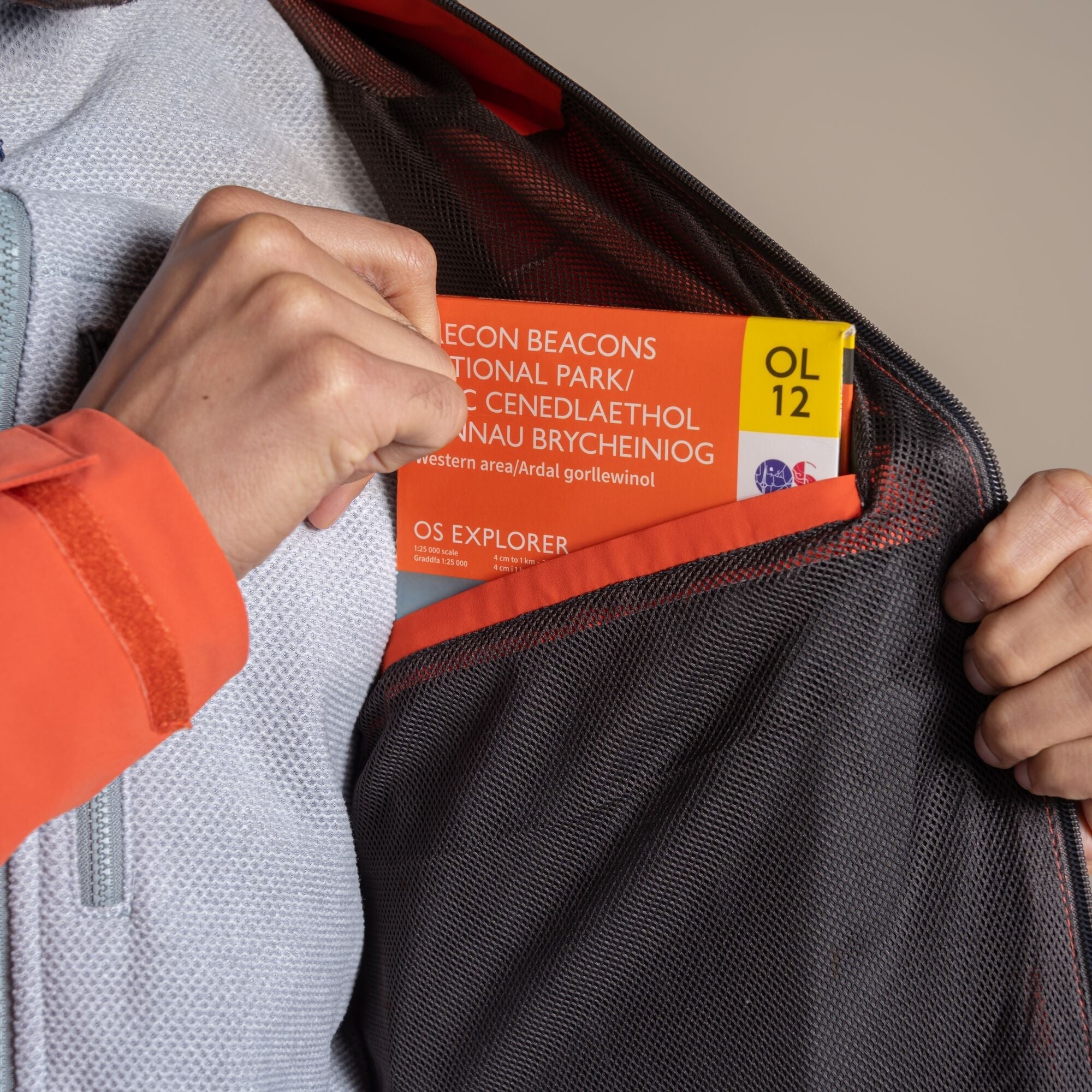 Craghoppers Men's Ponsa Waterproof Jacket